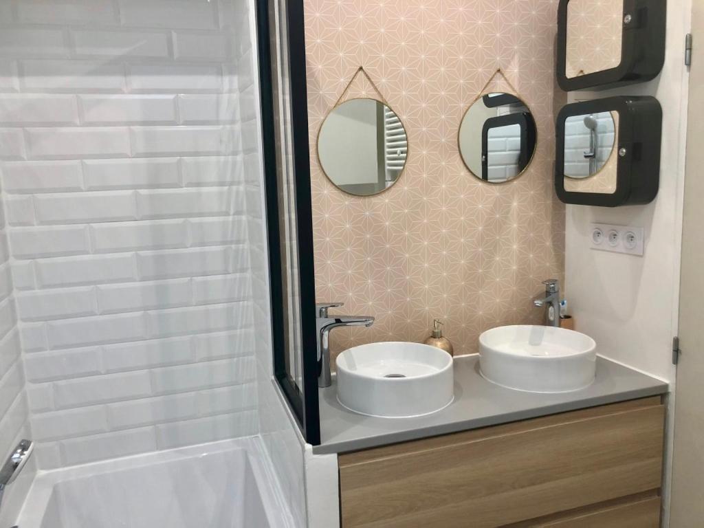 Appartement Sur Les Toits, Tres Jolie Vue Provence Gréoux-les-Bains المظهر الخارجي الصورة